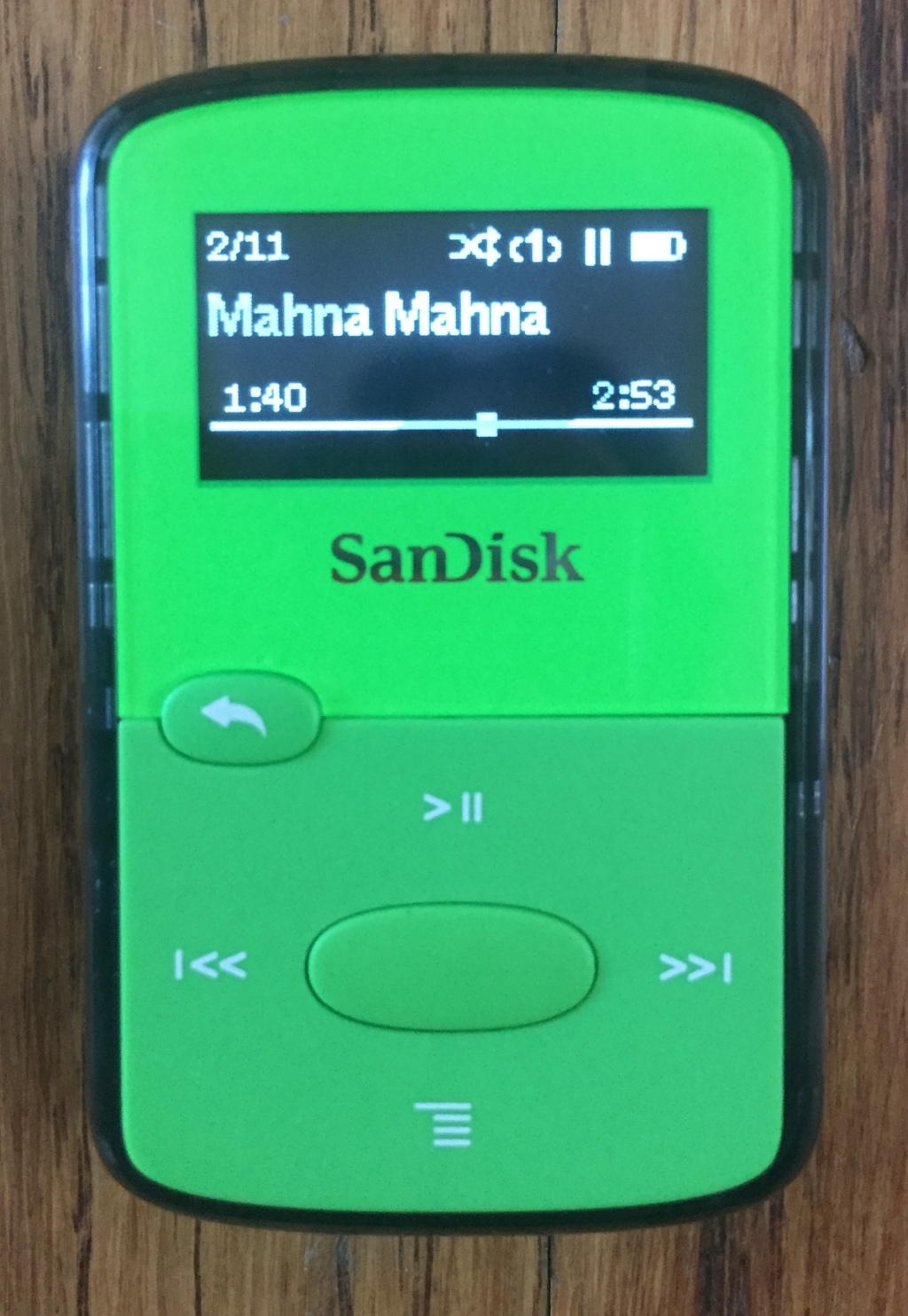SanDisk Clip Jam MP3 player for kids green